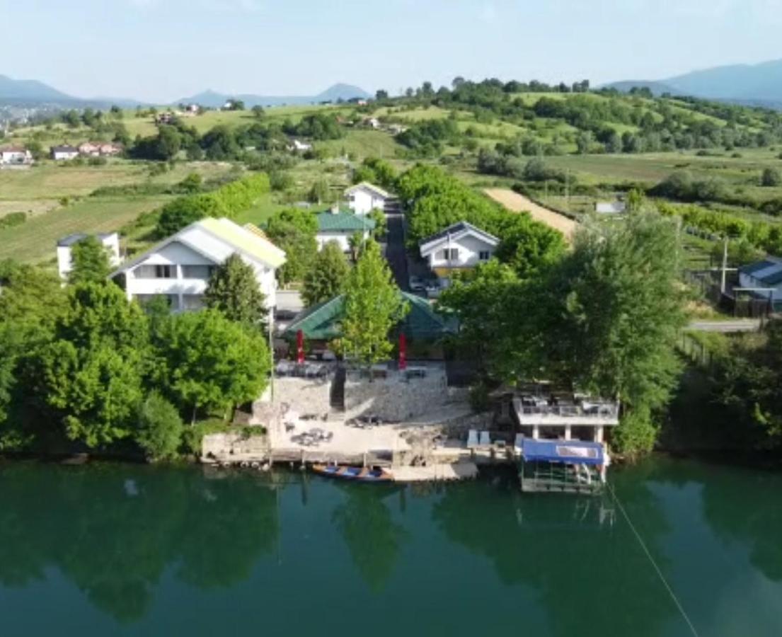 Apartments River Una 2 Bihać Екстериор снимка