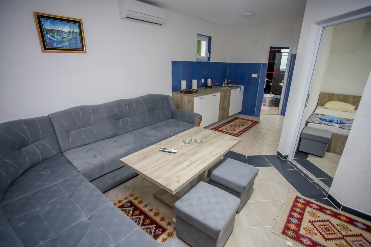 Apartments River Una 2 Bihać Екстериор снимка