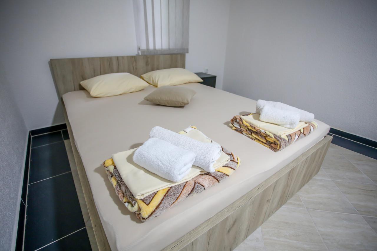Apartments River Una 2 Bihać Екстериор снимка