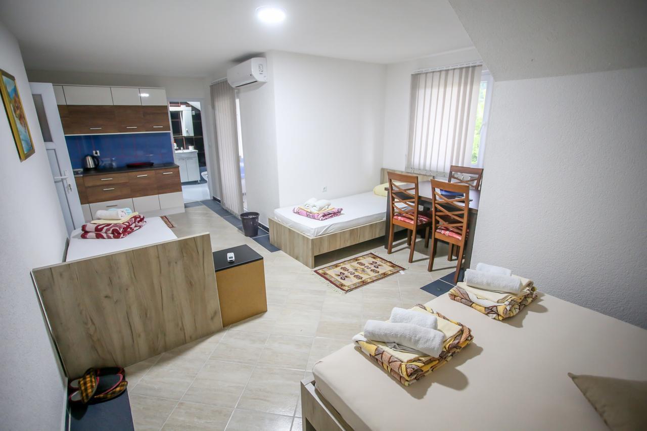 Apartments River Una 2 Bihać Екстериор снимка