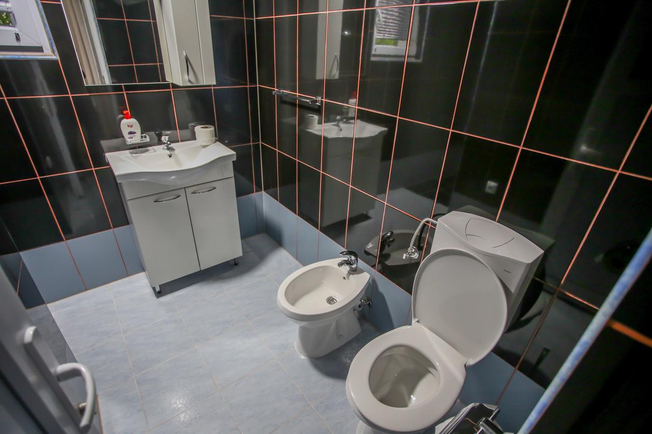Apartments River Una 2 Bihać Екстериор снимка